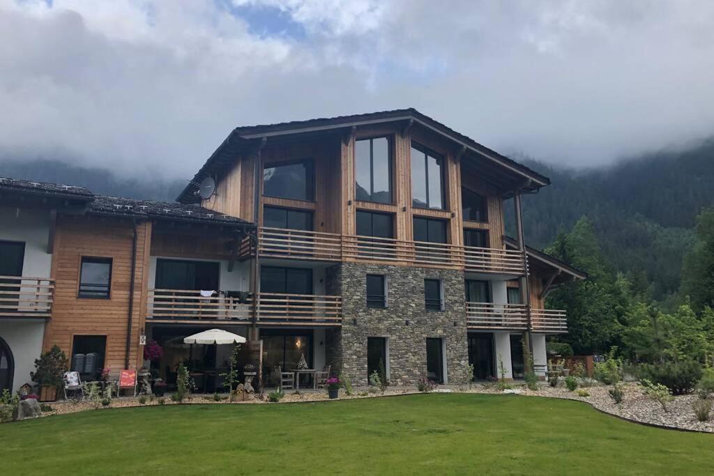 chic appart 6 pers dans résidence luxueuse La Cordee wellness gym piscine OUVERT et télétravail Chamonix Extérieur photo
